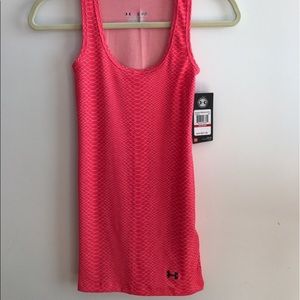 🎾NWT UNDER ARMOUR WOMENS XS PINK FITTED HEAT GEAR TANK